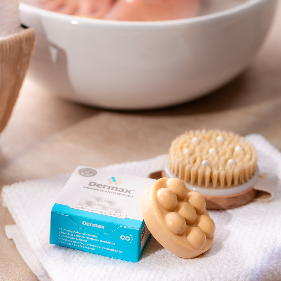 Kit com 3 Dermax® – Sabonete Clínico para os Pés
